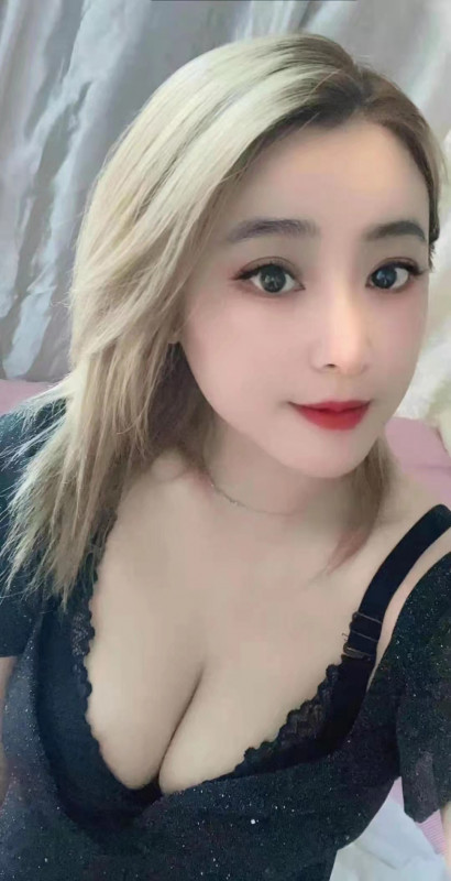 蜀山区妹子小月亮